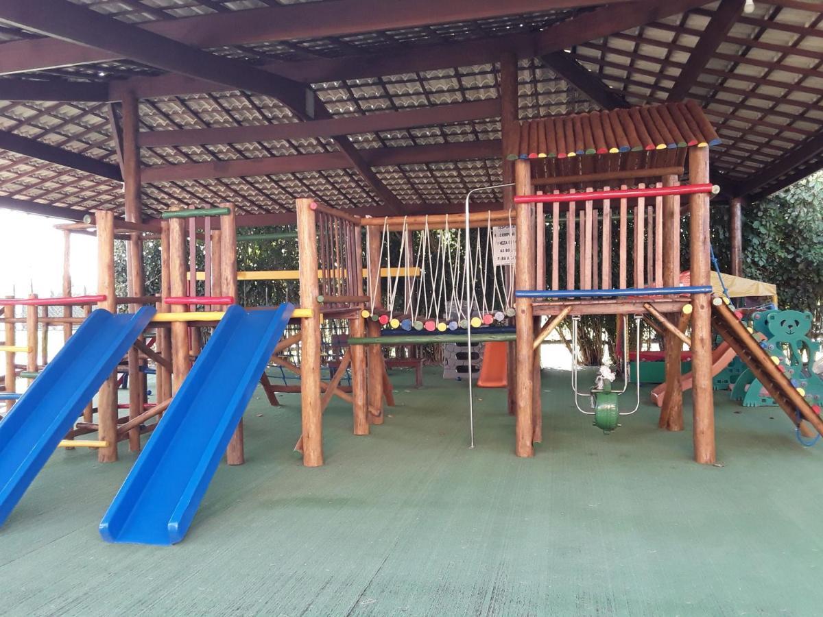 Guarajuba Pe Na Areia Apartman Kültér fotó